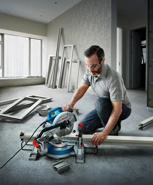 Bosch Professional GCM 216